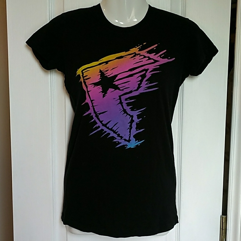 Small black famous shirt